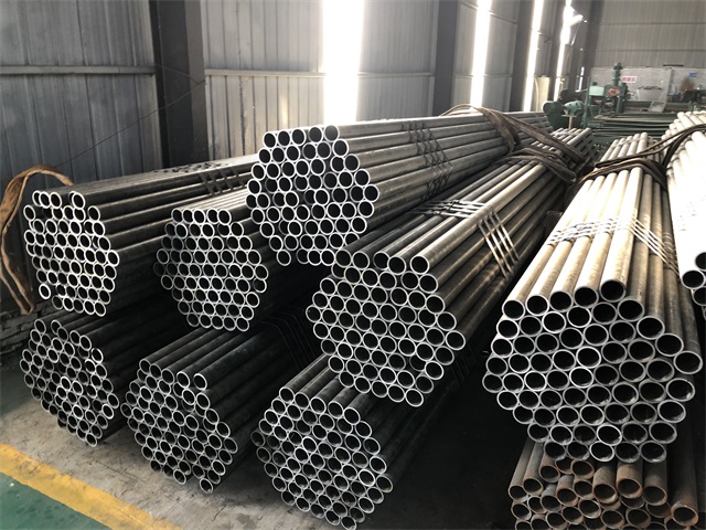 威海小口径厚壁无缝钢管