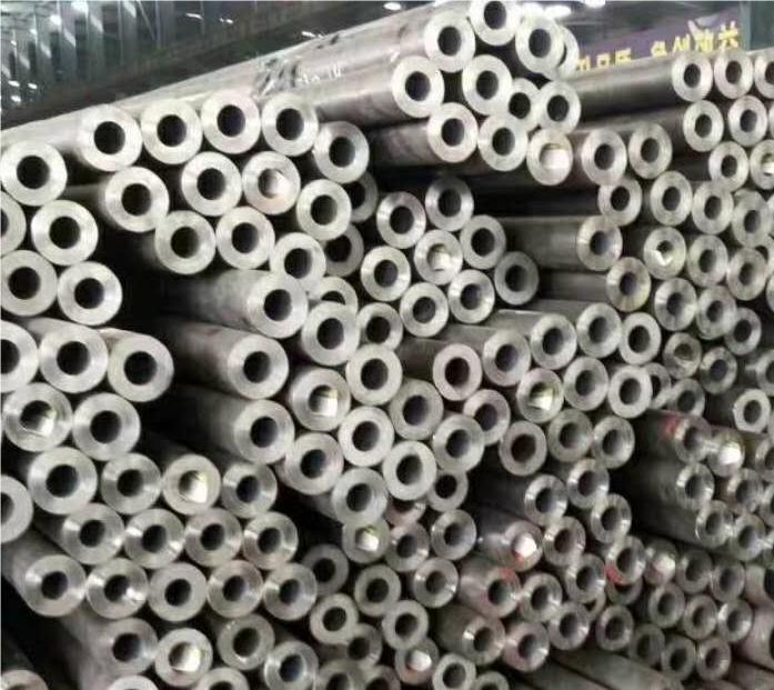 威海GB8162结构用无缝钢管