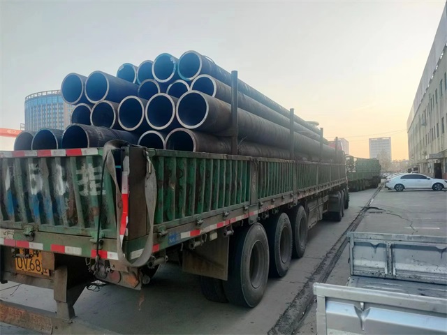 威海45#结构无缝钢管